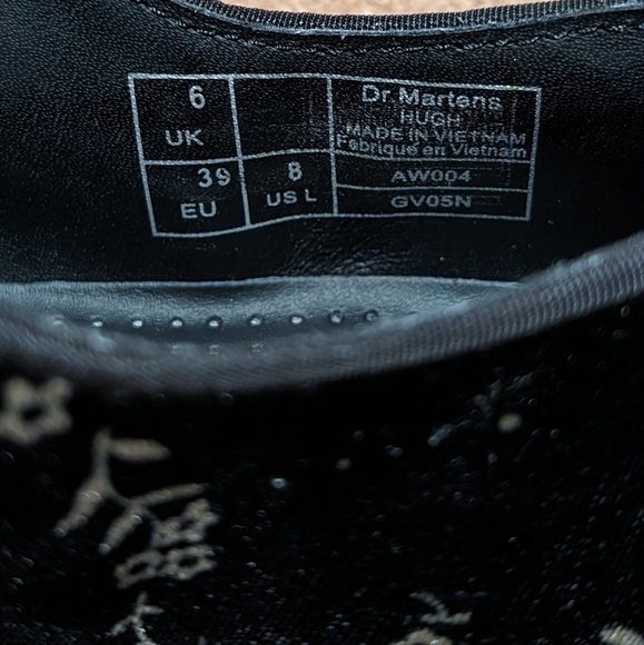 Dr. Martens - Black Velvet Floral Hugh Oxfords (Women's Size 8) - Picture 5 of 5